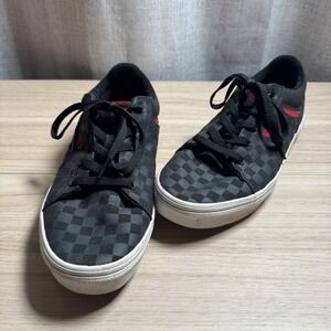 Vans Checkerboard Low Top Sneakers Black Red Youth Sz 7 Shoes Casual Iconic Bold